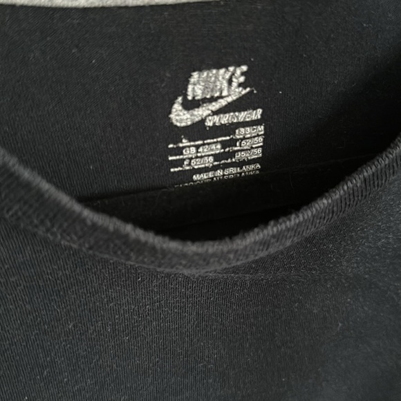 Nike tshirt size large - Picture 2 of 3